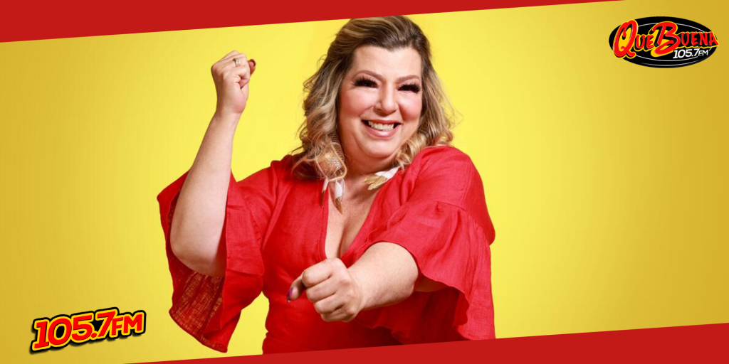 ¡Margarita “La Diosa de la Cumbia” sorprende con un beso a su corista en el Auditorio Nacional!